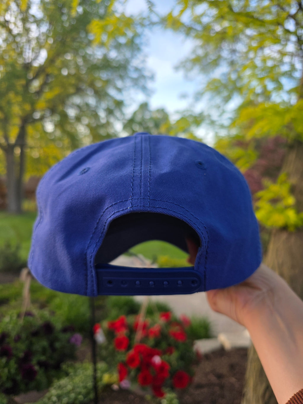 Low profile Royal & Gold Logo
